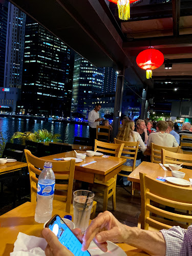 Comentarii opinii despre Forum Seafood Village Restaurant