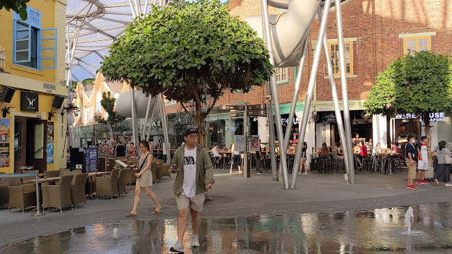 Wings Bar & Grill - Singapore