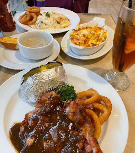 Buddy Hoagies Steak & Grill Restaurant (Bukit Timah) - Singapore