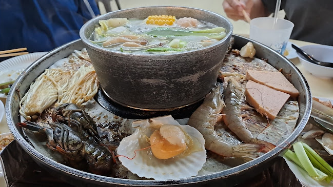 Opinii despre 777 BBQ Steamboat Buffet Live Seafood în Singapore - Hospitality and gastronomy