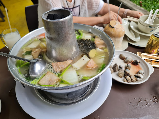 13 Old Airport Rd, Singapore 390013