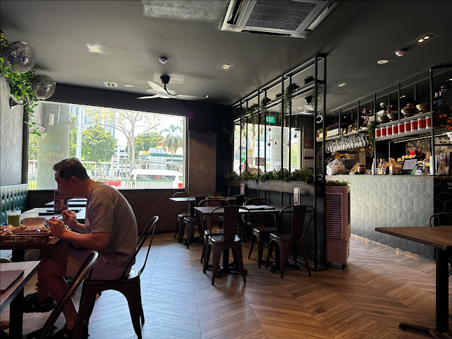 Comentarii opinii despre Suk's Thai Kitchen