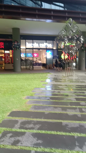 luckin coffee - Woods Square