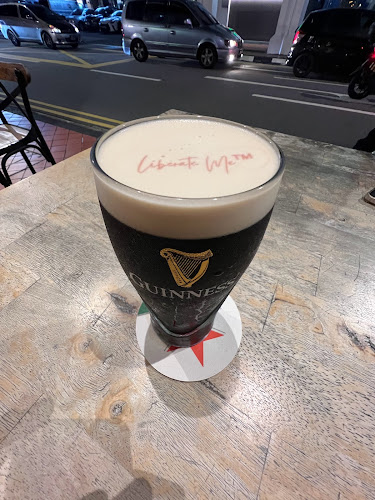 Cheeers Bistro & Bar - Hospitality and gastronomy