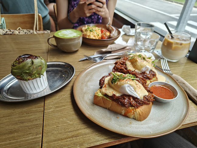 Comentarii opinii despre Bread Yard