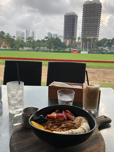 The Paddock Bistro - Poolside & Outdoor Dining - Singapore