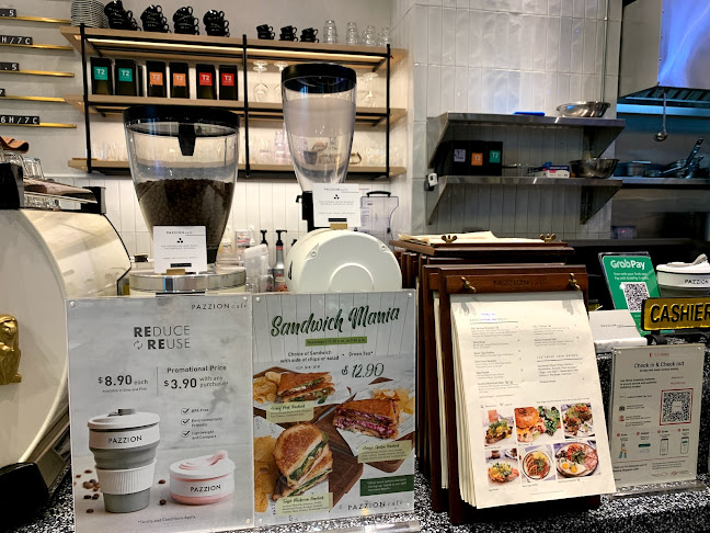 Pazzion Café