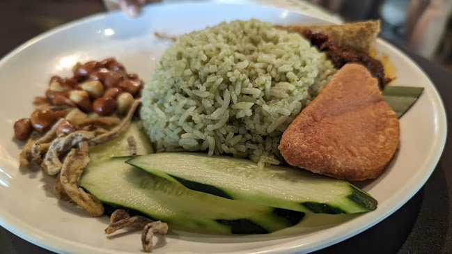 Divine Realm Vegetarian Restaurant Blk501 Hougang