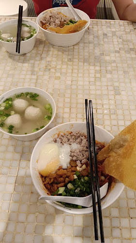 LiXin Teochew Fishball Noodles - Causeway Point - Singapore