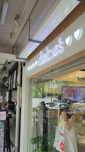 Delcie's Desserts and Cakes