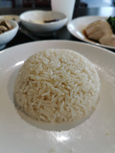 Comentarii opinii despre Sinn Ji Hainanese Chicken Rice