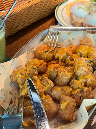 Surrey Hills Grocer - Woodleigh Mall (Pet Friendly) - Hospitality and gastronomy