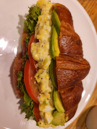 Paris Baguette PLQ Mall - Hospitality and gastronomy