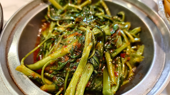 Lau Wang Claypot Delights @ Singpost Centre - Hospitality and gastronomy