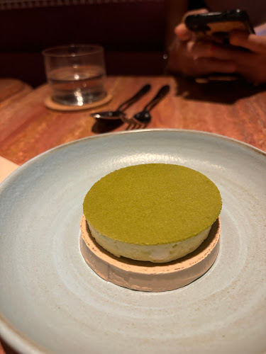 Opinii despre Hevel în Singapore - Hospitality and gastronomy