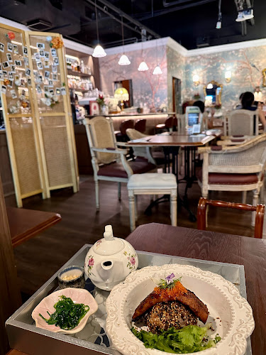 Opinii despre A Beautiful Day Café Tea Room + Cocktail Bar în Singapore - Hospitality and gastronomy