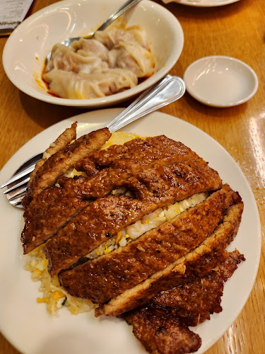 Shanghai Tan Pan-fried Bun 上海滩生煎包