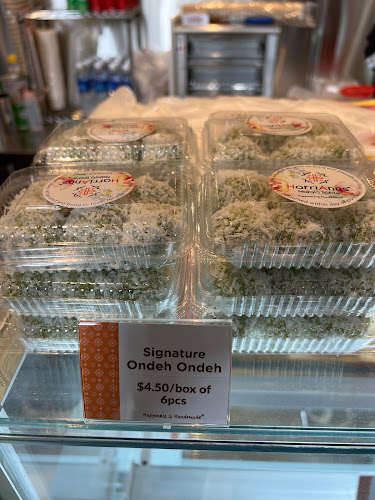 HarriAnns Nonya Table