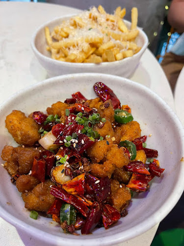 50 Jurong Gateway Rd, #01-05 Jem, Singapore 608549