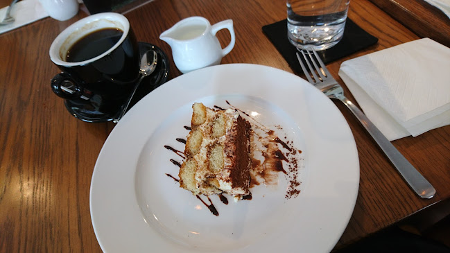 Bella Pizza - Hospitality and gastronomy