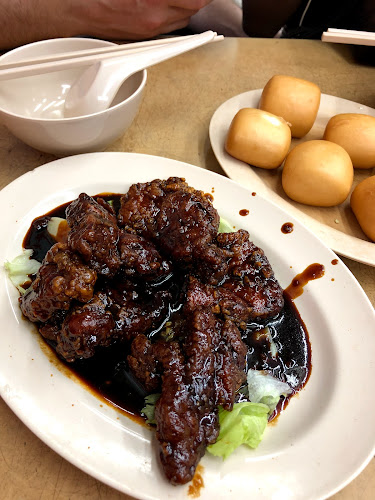 323 Geylang Rd, Singapore 389359