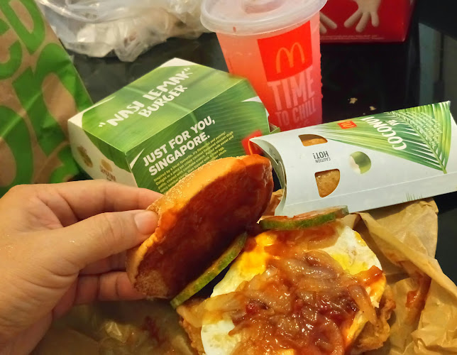 Comentarii opinii despre McDonald's Zhongshan Mall