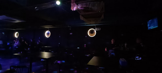 Comentarii opinii despre Bunker Karaoke and Pub