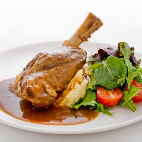 Opinii despre The Royals Cafe (Siglap) în Singapore - Hospitality and gastronomy