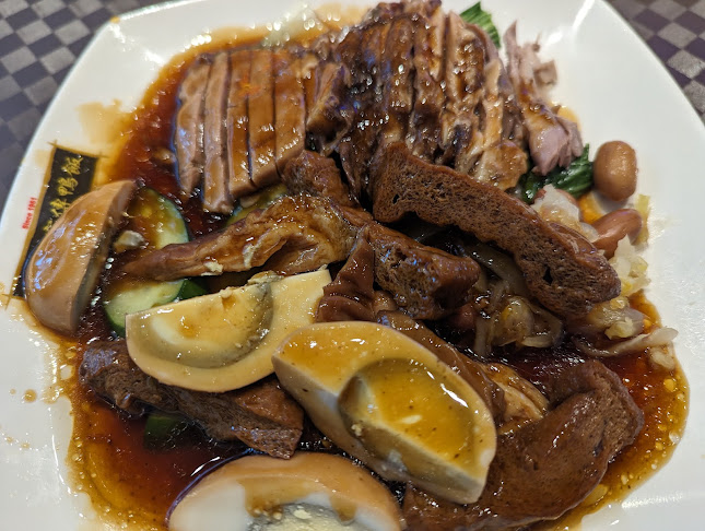 301 Upper Thomson Rd, #01-96, Singapore 574408