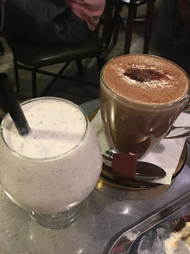 Opinii despre Awfully Chocolate în Singapore - Hospitality and gastronomy