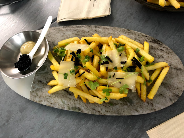 Almost Famous Bar - Singapore