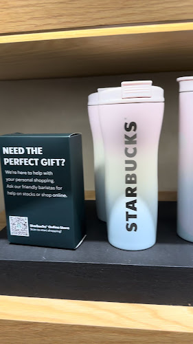 Starbucks Takashimaya - Hospitality and gastronomy