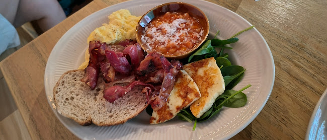 The Food Peeps Coffee and Deli - Hospitality and gastronomy