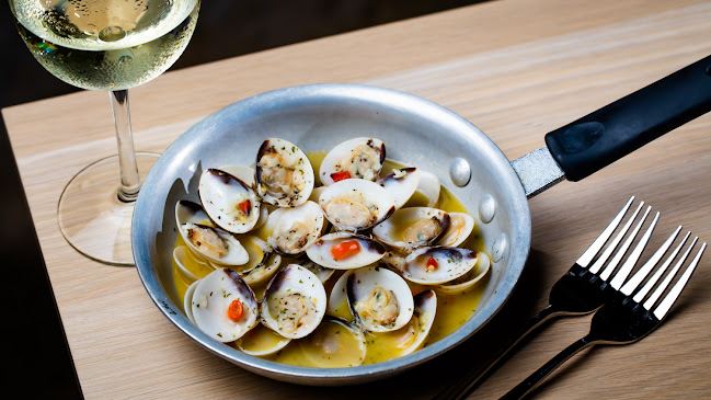 Wala Wala Cafe Bar - Hospitality and gastronomy