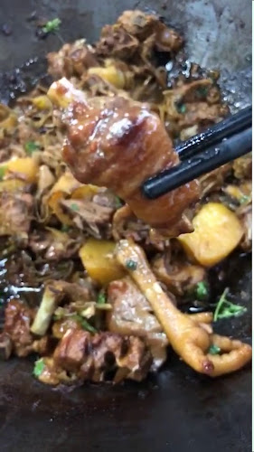 满族火锅 Man Zhu Steamboat Restaurant - Singapore