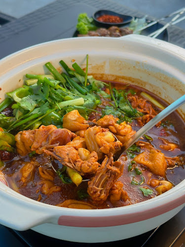 不饿不坐 - Singapore