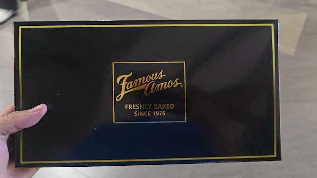 Opinii despre Famous Amos în Singapore - Hospitality and gastronomy