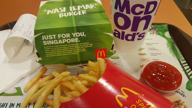 McDonald's Toa Payoh HDB Center - Singapore