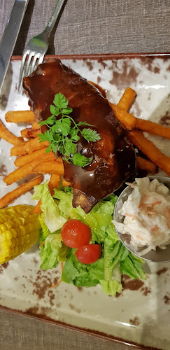 COLLIN'S® Shaw Plaza - Singapore