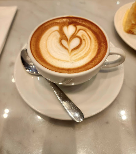 Lady M @ Jewel Changi Airport