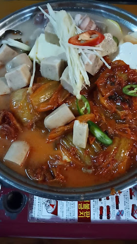 17 Lor Kilat, Singapore 598139