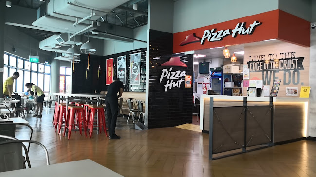 Pizza Hut Delivery - Choa Chu Kang Sports Centre - Singapore