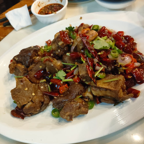 198 Geylang Rd, #02-04, Singapore 389263