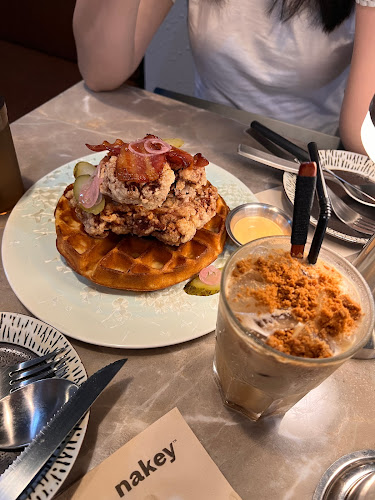 nakey - Hospitality and gastronomy