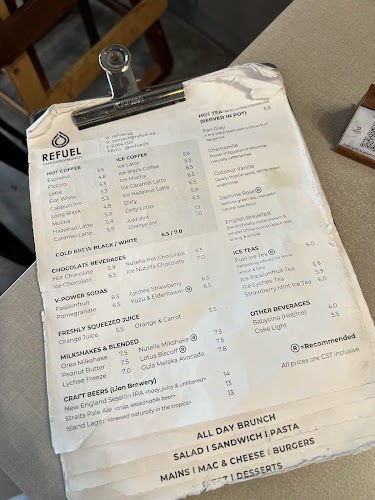 Comentarii opinii despre Refuel J9