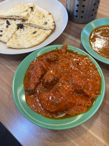 1 Kensington Park Rd, Singapore 557253