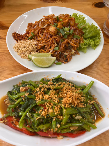 Opinii despre Moona Thai Kitchen.. în Singapore - Hospitality and gastronomy