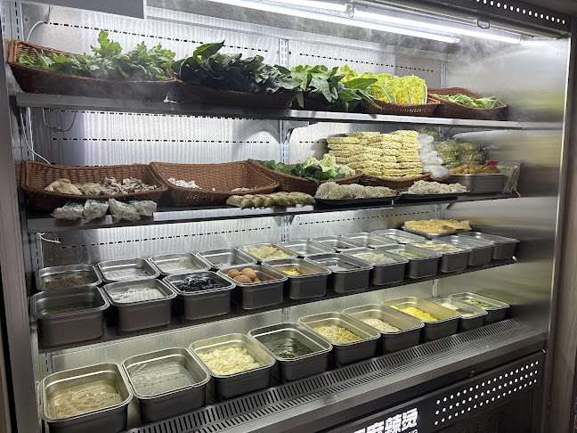 MiJieMaLaTang觅姐骨汤麻辣烫 - Hospitality and gastronomy