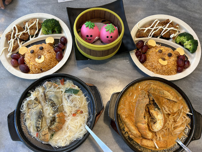 Wok Master Paya Lebar Square |Singapore Chinese Restaurant | Chili Crabs Curry Fish Head