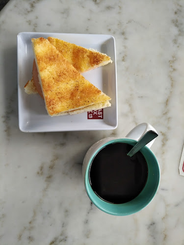 BreadTalk IHQ - Hospitality and gastronomy